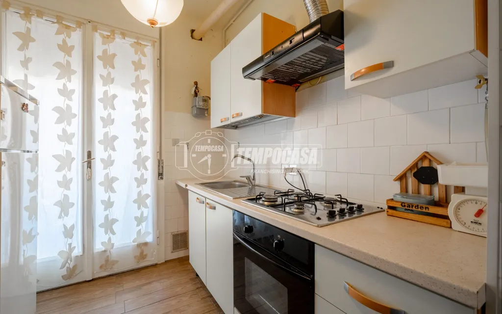 Cuisine - Trilocale with Balcony in Brisighella