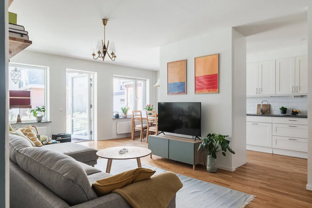 Living Room - Seafront Apartment with Glazed Terrace in Limhamn