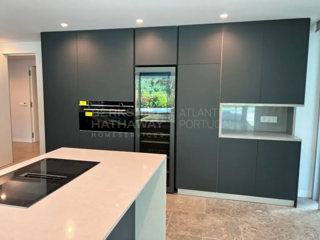 Kitchen - Luxury Duplex with Pool in Cascais