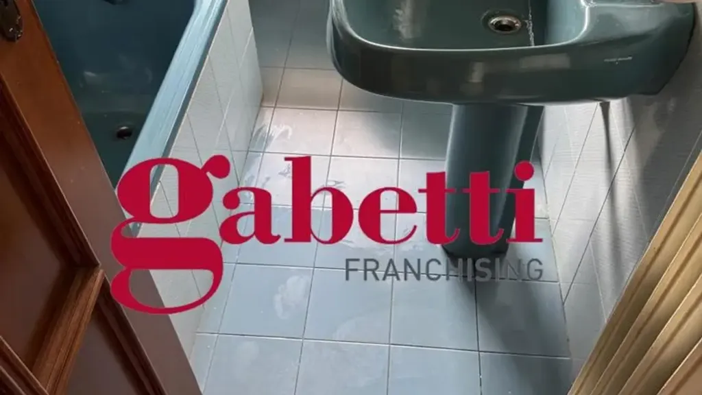 Salles de bain - Apartment with Triple Balcony in San Nicola La Strada