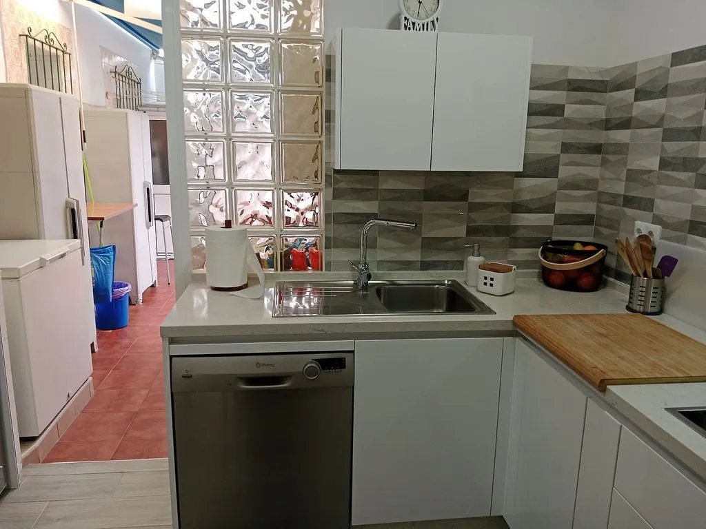 Cuisine - Apartment with Terrace in Isla Chica