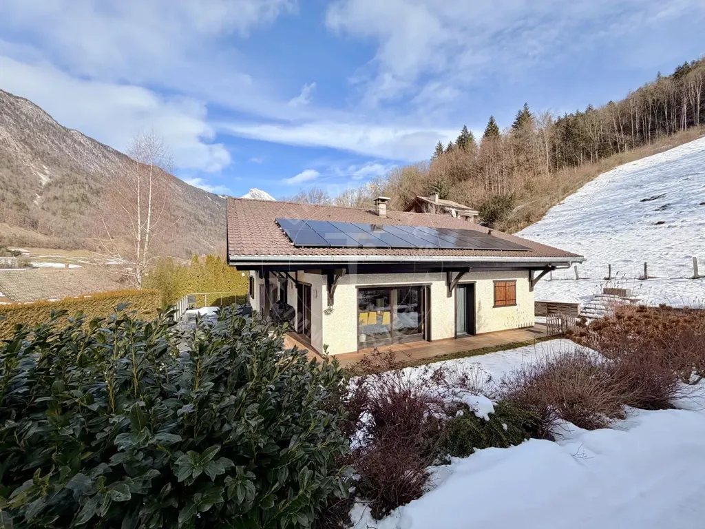 Extérieur - Chalet Luxueux avec Vue Montagne à Thônes