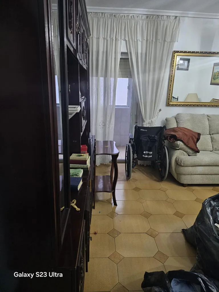 Séjour - Apartment with Balcony in Renfe Area