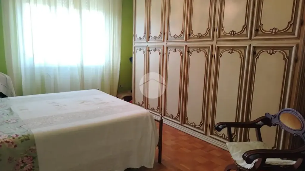 Chambres - Rustic Penthouse with Balcony in Parma