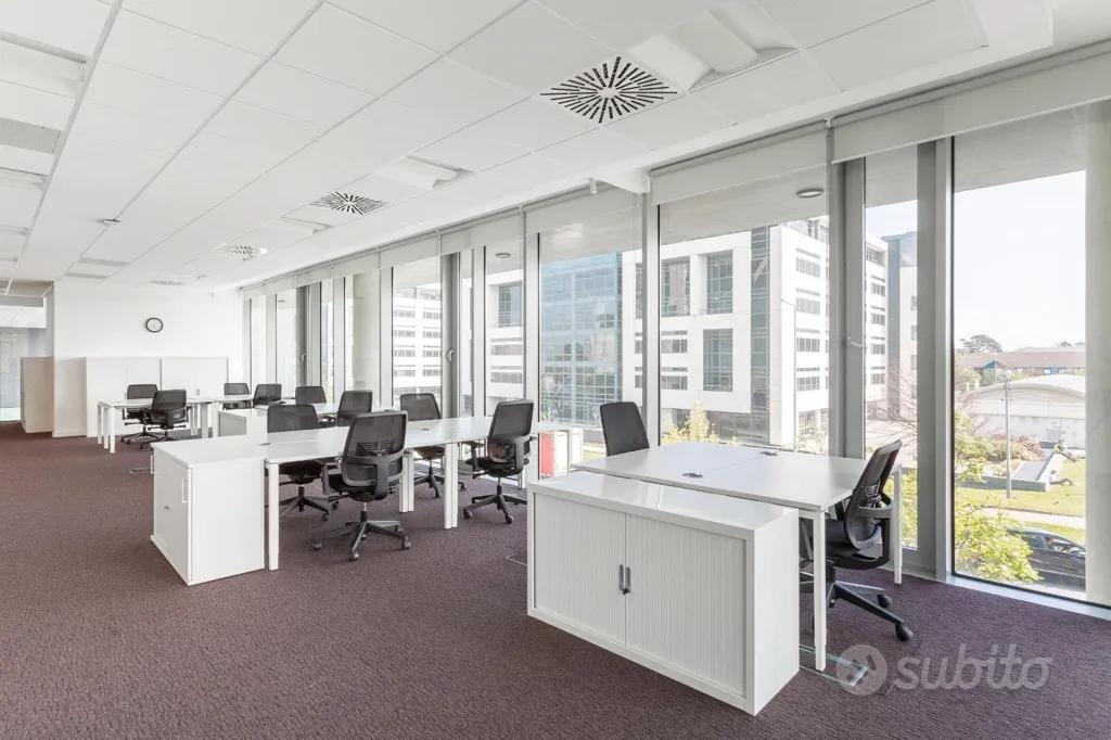 Ärihoone asukohas IT
