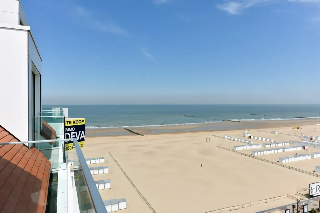 Rõdu - Corner Duplex with Sea Views in Luxurious Setting