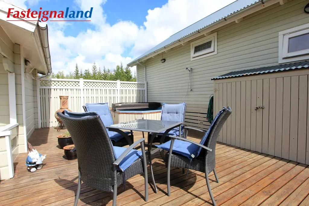 Terrass - Summerhouse with Pool in Selfoss