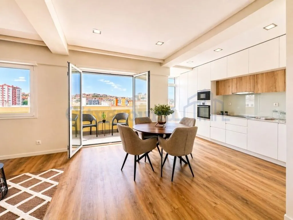 Köök - Luxury 3-Bedroom Flat in Benfica, Lisbon