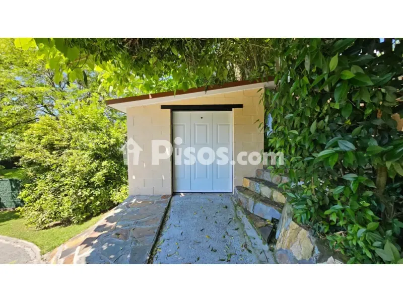 Exterior - Independent Villa with Private Pool in Gueñes