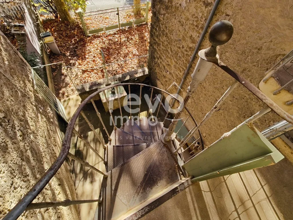 Rooms - Charming Stone House with Potential in Beaumes-de-Venise