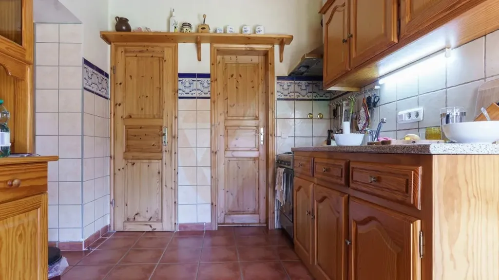 Cuisine - Equestrian Villa with Water View in Beja District