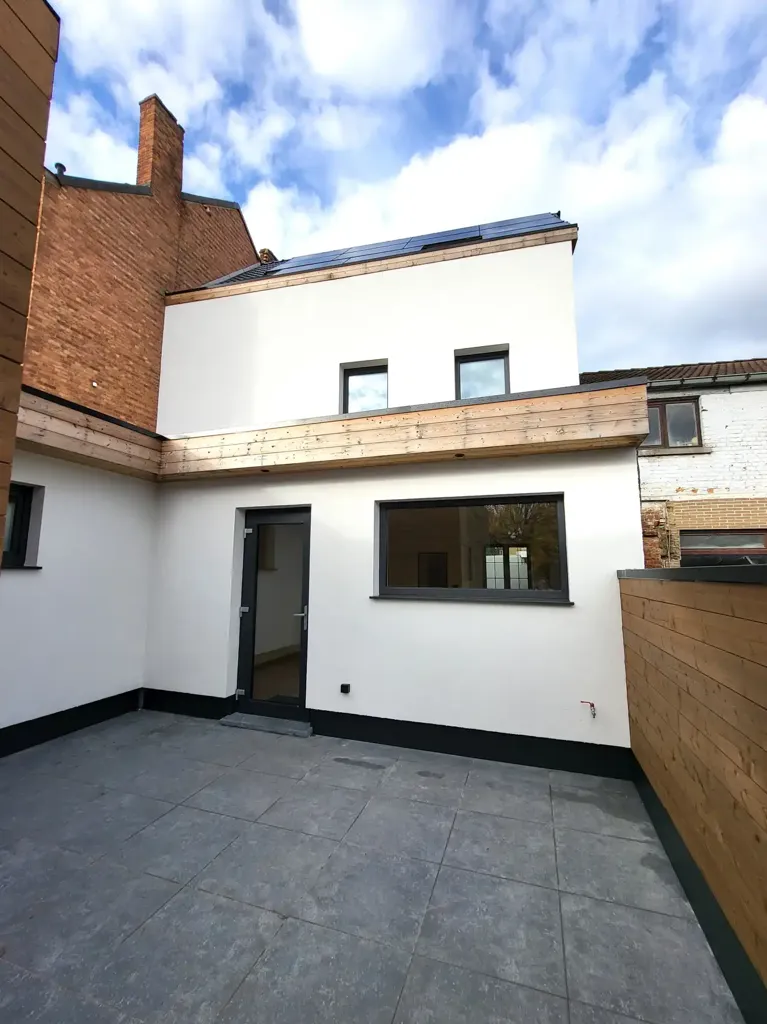 Giardino - Fully Renovated House with Terrace in Brakel
