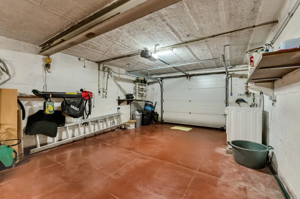 garage