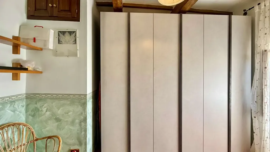 Pièces - Rustic Apartment with Panoramic View in Baschi