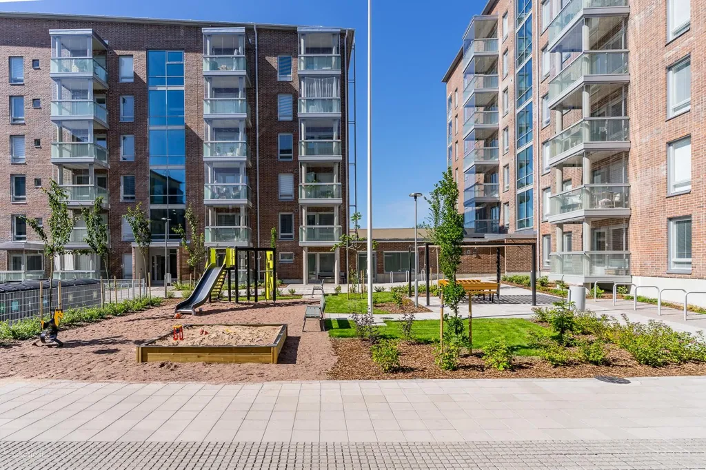 Jardin - Modern Apartment with Balcony in Iso-Heikkilä, Turku