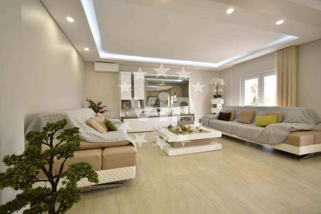 Elutuba - Luxury Villa with Pool in Quarteira