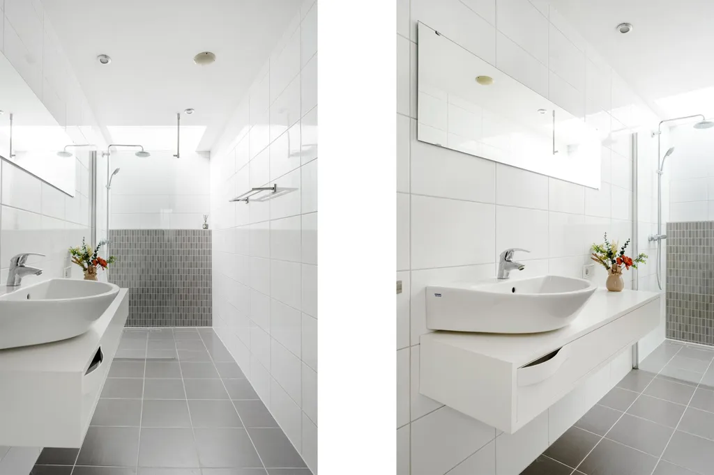 Bathrooms - Galerie Flat with Balcony in Blijdorp
