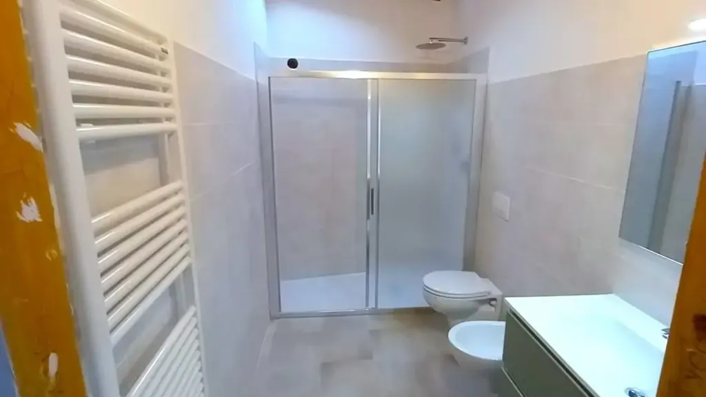Vannitoad - New Apartment with Private Parking in Vecchiano