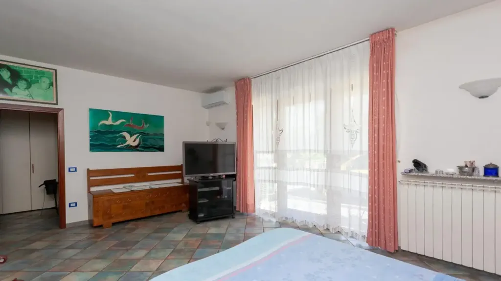 Chambres - Luxury Villa with Sea Views in Torpe'