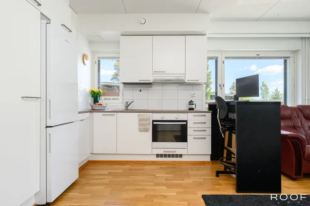 Köök - First Floor Apartment with Sauna in Kuoppanummi