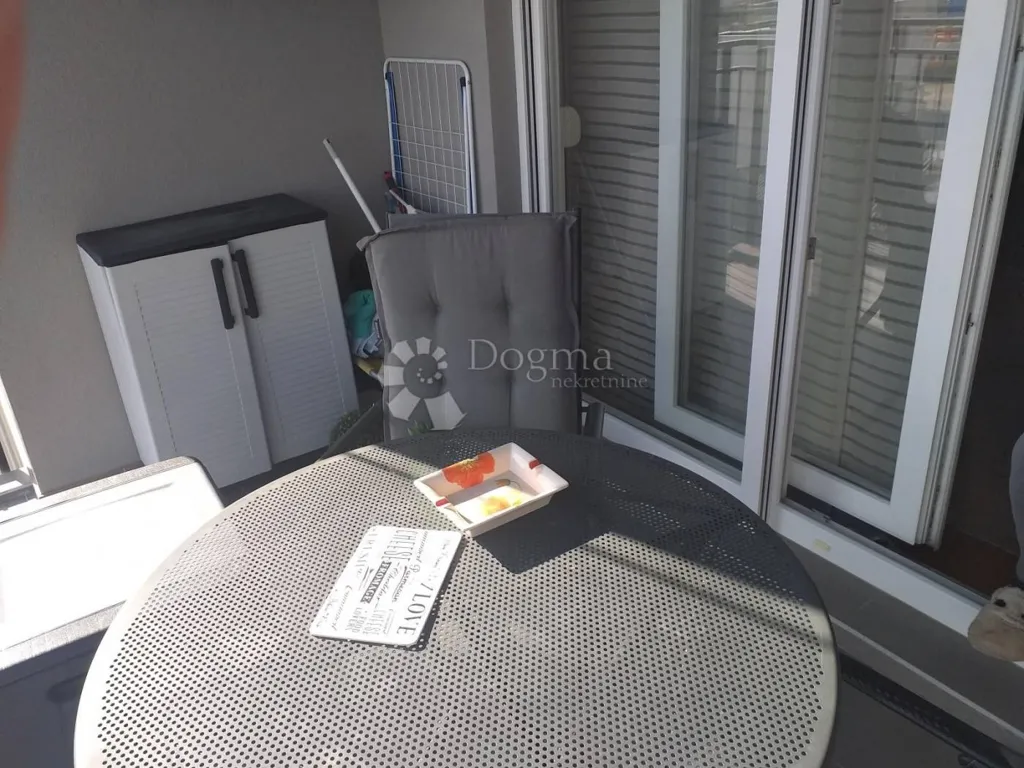 Balcone - Modern Flat with Terrace in Solin