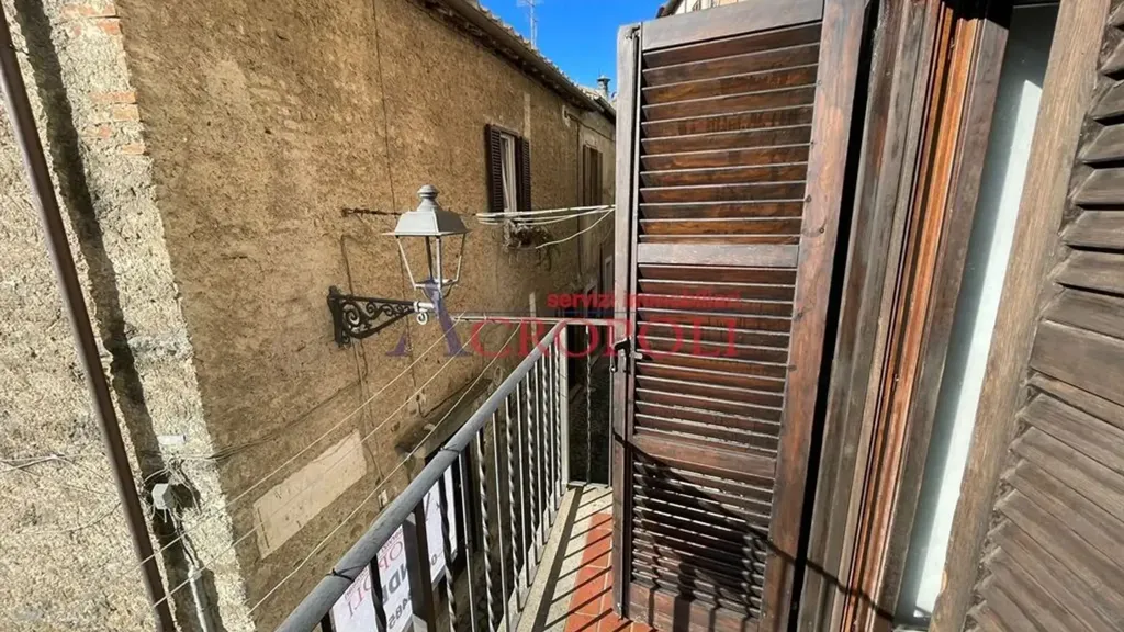Rõdu - Charming Two-Level Apartment in Bracciano