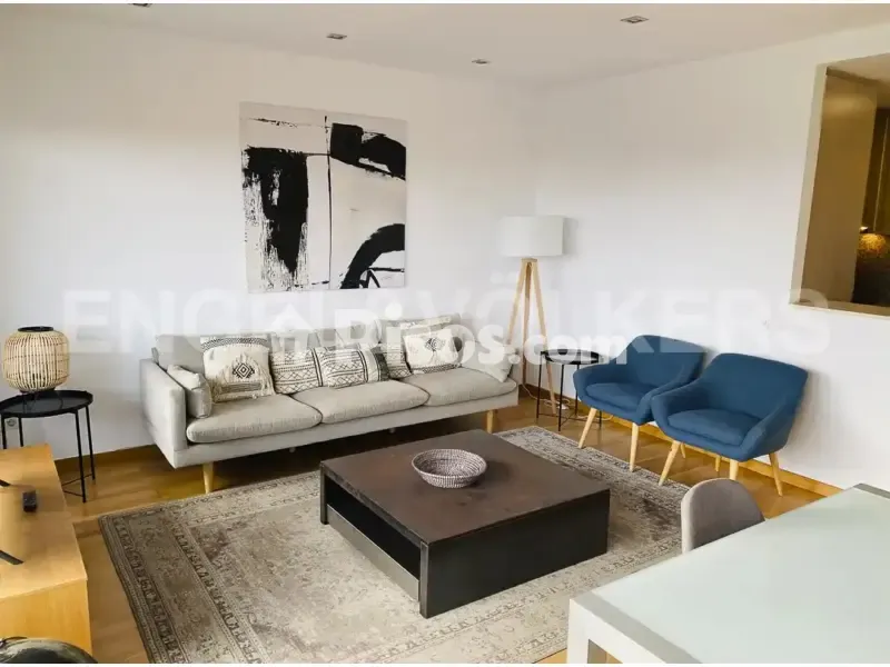 Séjour - Furnished Apartment with Balcony in Sant Martí