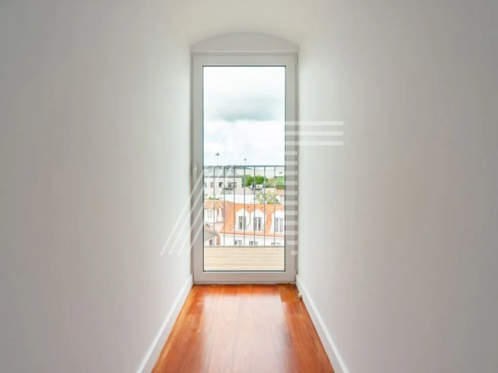 Toad - Luxury Apartment with En Suite in Lisbon