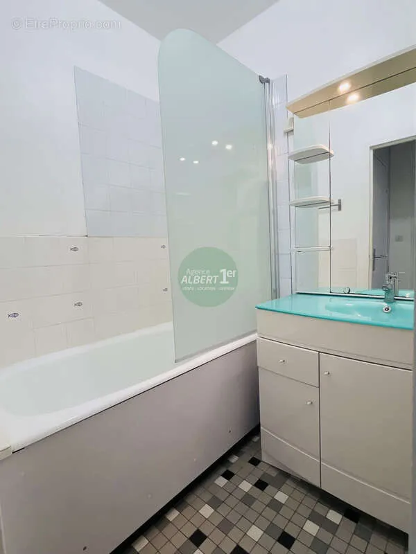 Salles de bain - Appartement avec Balcon à Le Havre