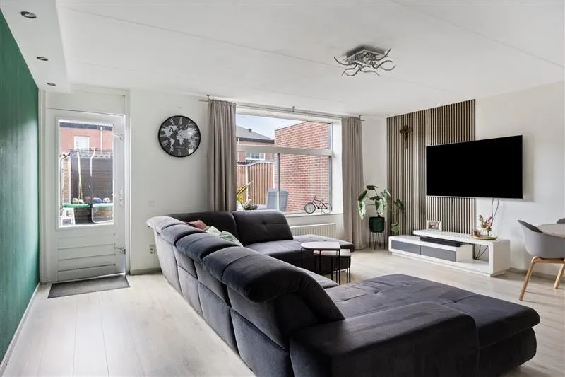 Séjour - Modern T3 with Garden in Dalem Zuid