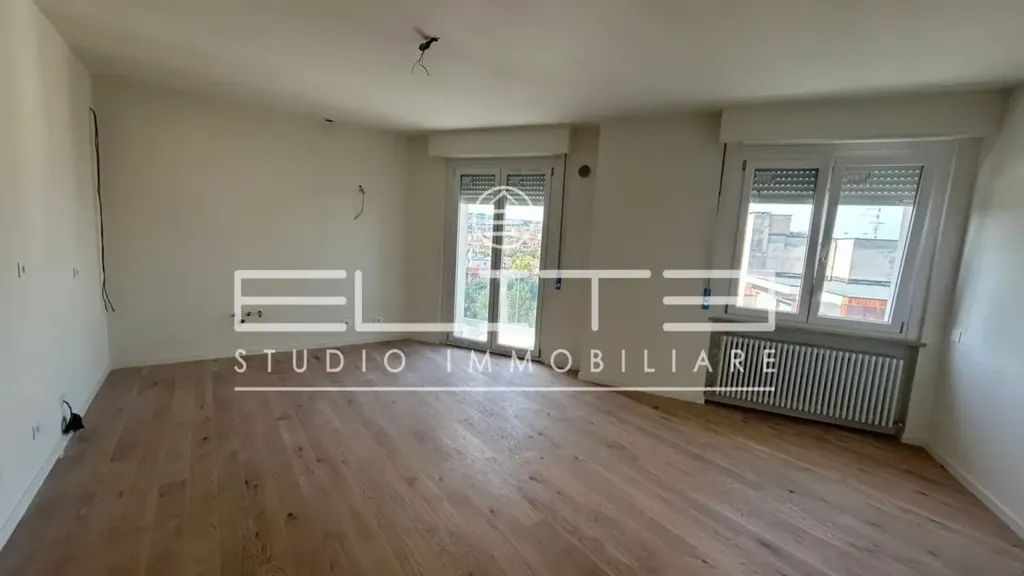 Pièces - Modern Apartment with Balcony in Ancona