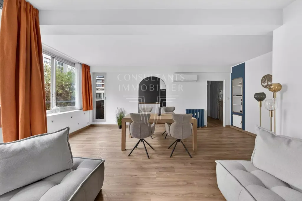 Séjour - Appartement 4 pièces à Paris 15ème