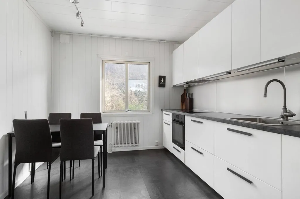 Cuisine - Renovated Two-Bedroom Flat with West View in Surte