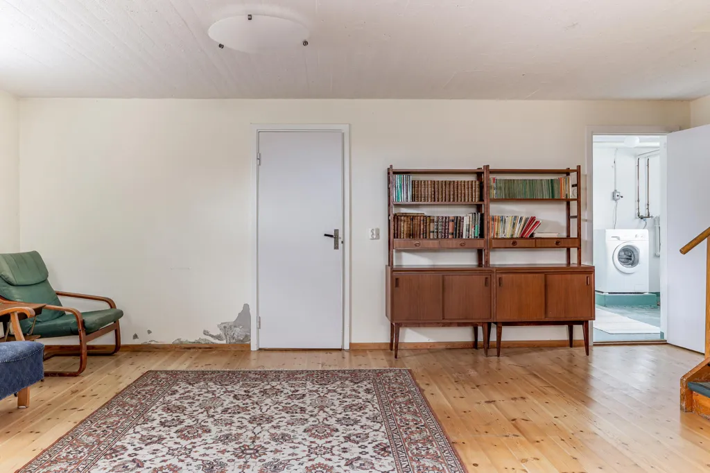 Elutuba - 1960s House with River View in Grisbacka