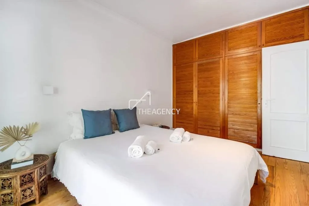 Bedrooms - Luxury Villa with Pool in Charneca de Caparica