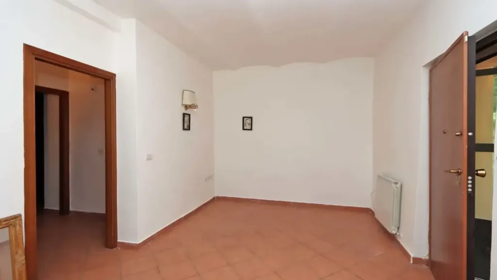 Esik - Trilocale with Garden in Perugia