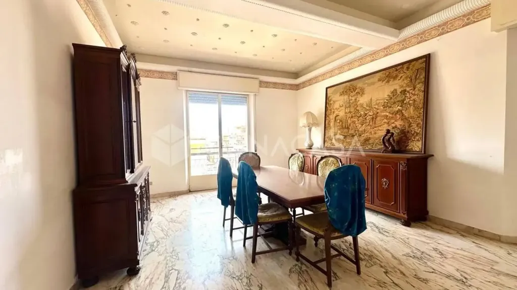 Dining Room - Spacious Apartment with Balconies in Reggio Calabria