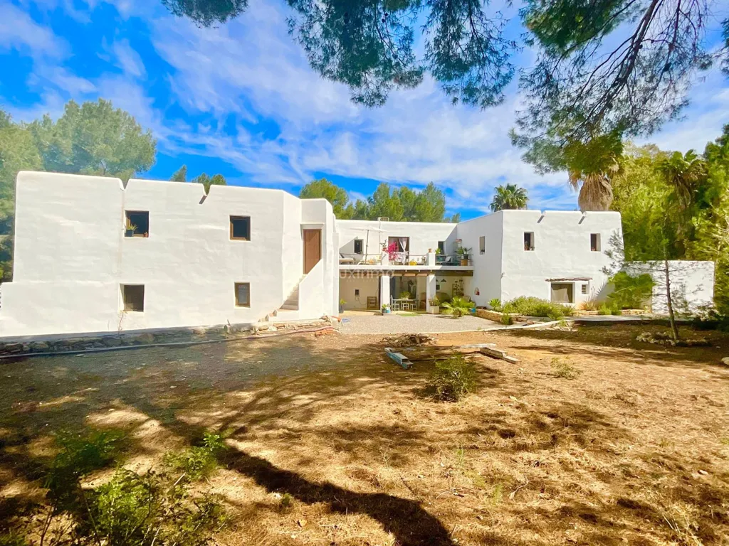 Välivaade - Traditional Finca with Forest View in Santa Eulalia
