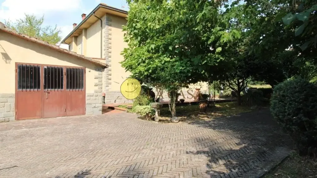 4-room apartment in IT