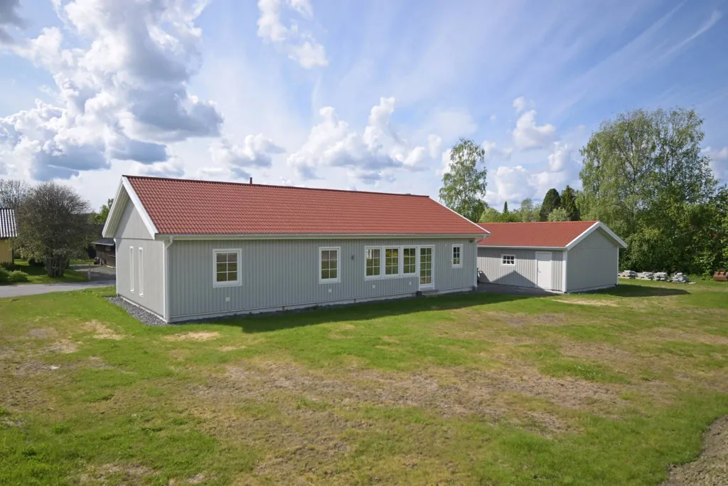Välivaade - Modern Villa with Large Garden in Vindeln