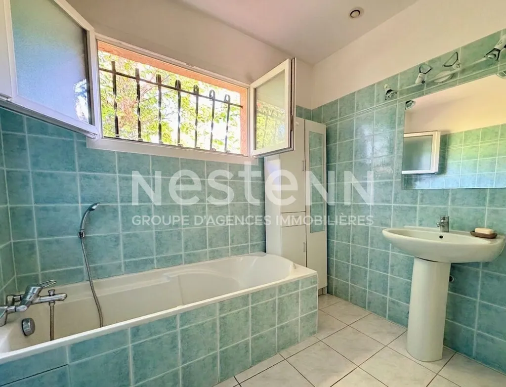 Salles de bain - Villa T4 Plain Pied avec Garage près de Foix