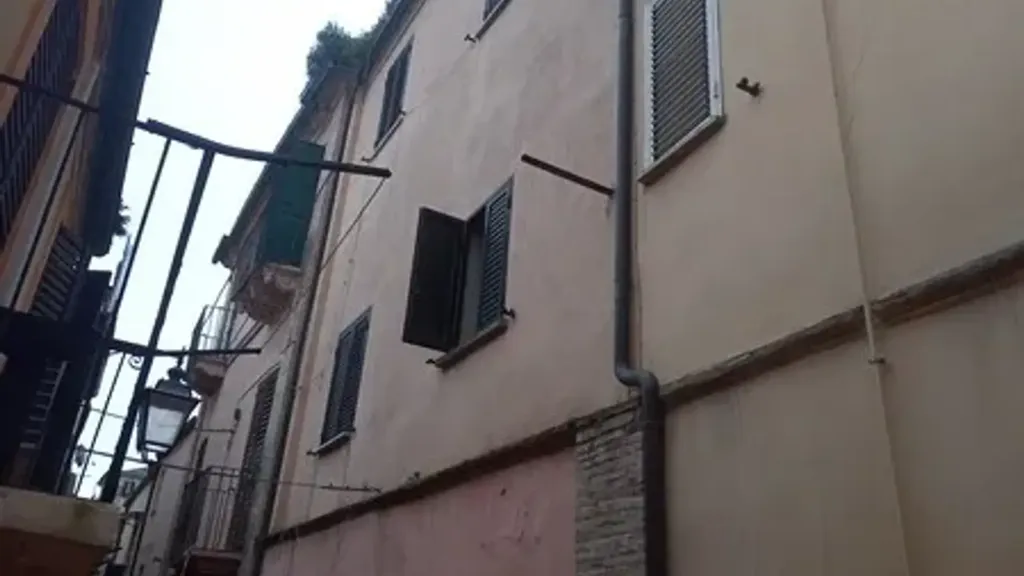 Välivaade - 4-Storey House with Panoramic View in Lanciano