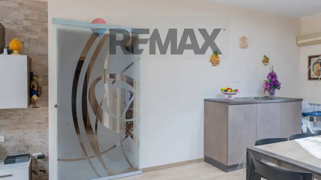 Söögituba - Fully Rented Flat with Parking in Palermo