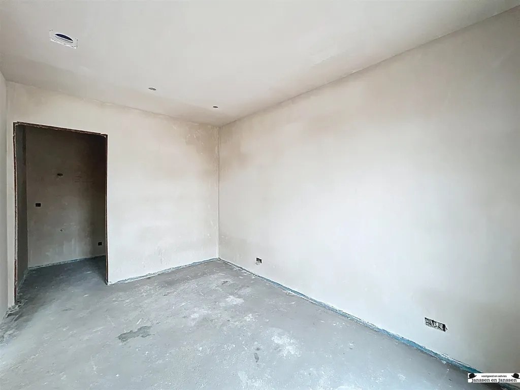Pièces - Newly Built Apartment with Terrace in Gooreind