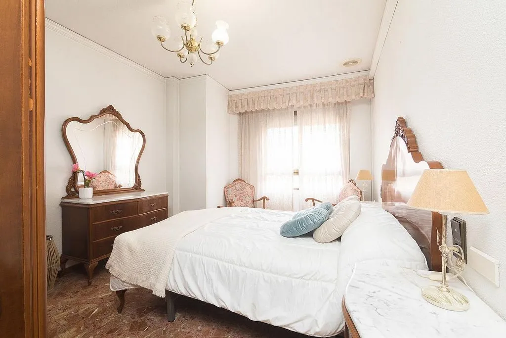 Magamistoad - Modern Flat with Balcony in Carrús