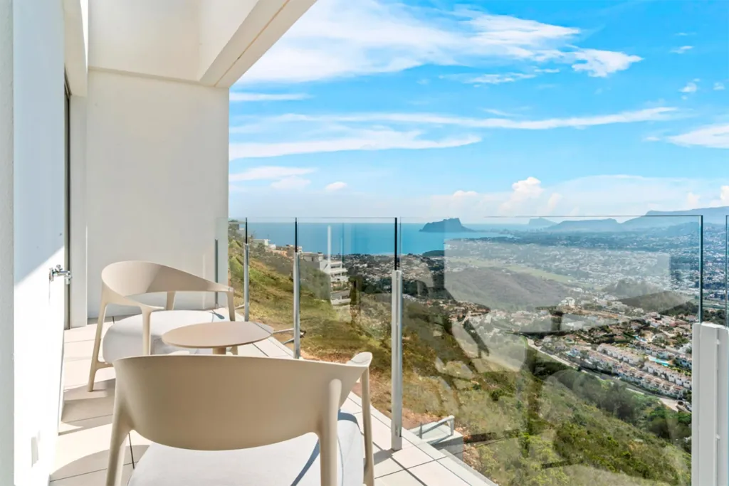 Balcon - Contemporary Villa with Infinity Pool in Benitachell