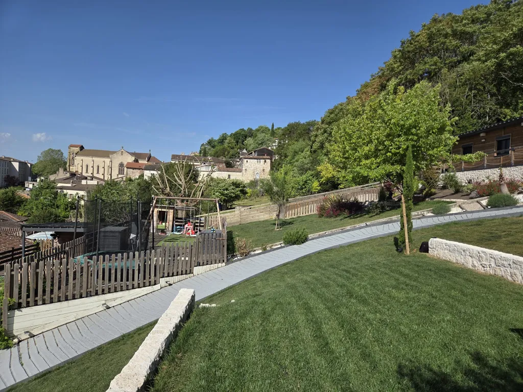 Jardin - Villa Rénovée avec Piscine sur les Hauteurs de Penne d'Agenais