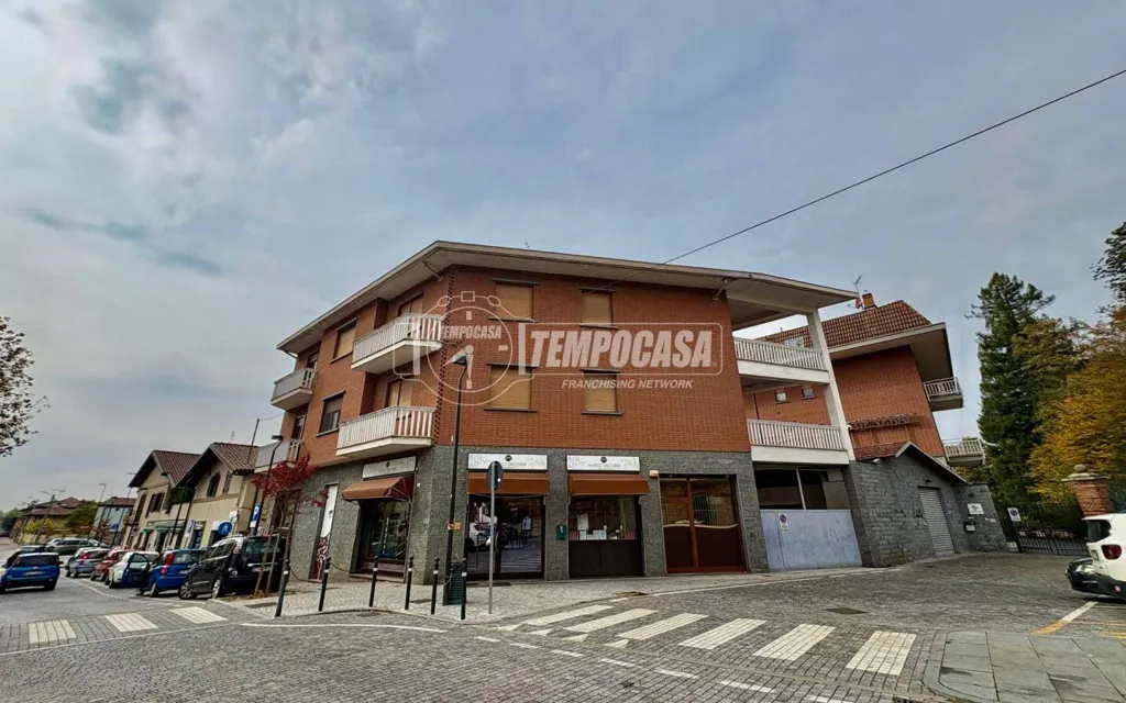 Välivaade - Trilocale with Terrace in Rivalta di Torino