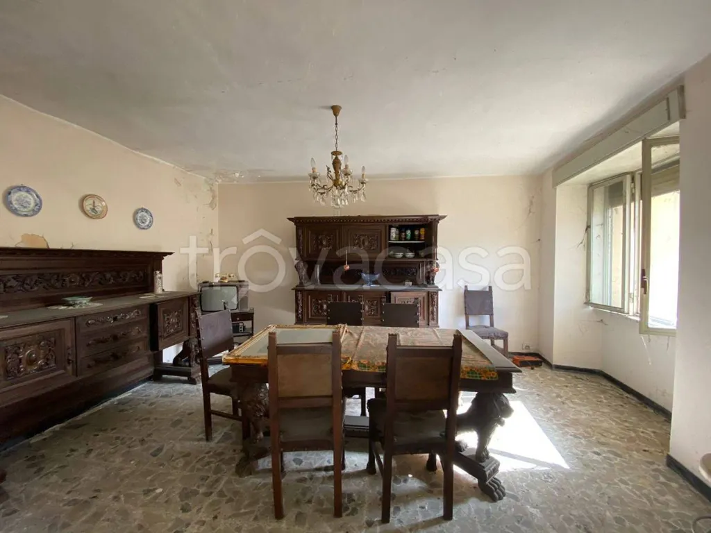 Salle à manger - Semi-detached House with Garden in Ceva