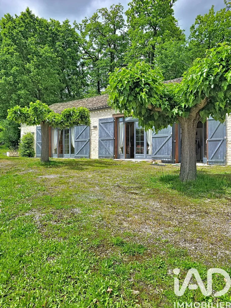 Välivaade - Luxury Villa with Pool in Bagat-en-Quercy